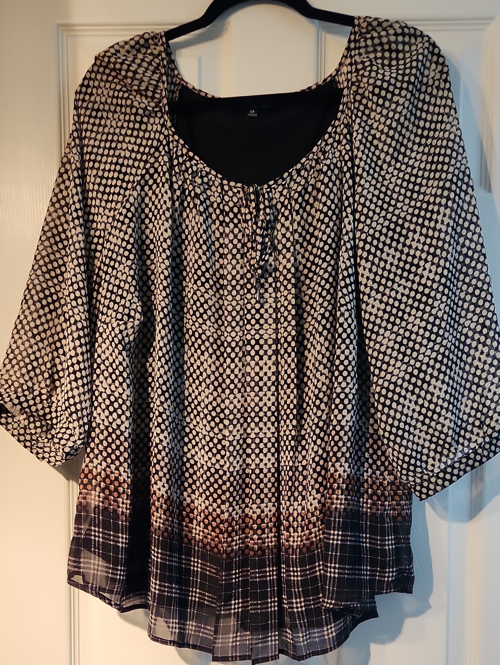 Polka Dot Contrast-Hem Peasant Blouse in Black and Cream